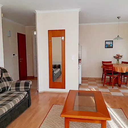 Garda Apartman5 Apartment