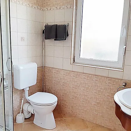 Apartment Garda Apartman5 *