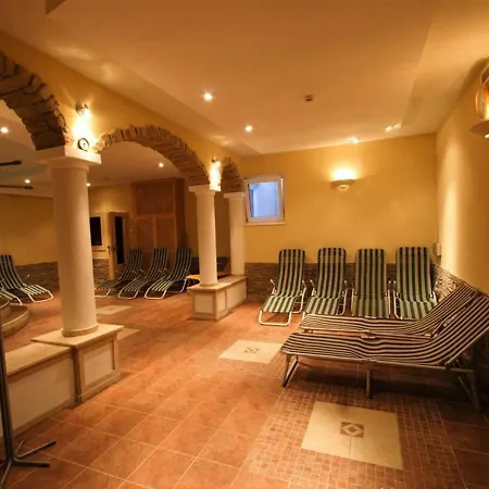 Apartment Garda Apartman5 *